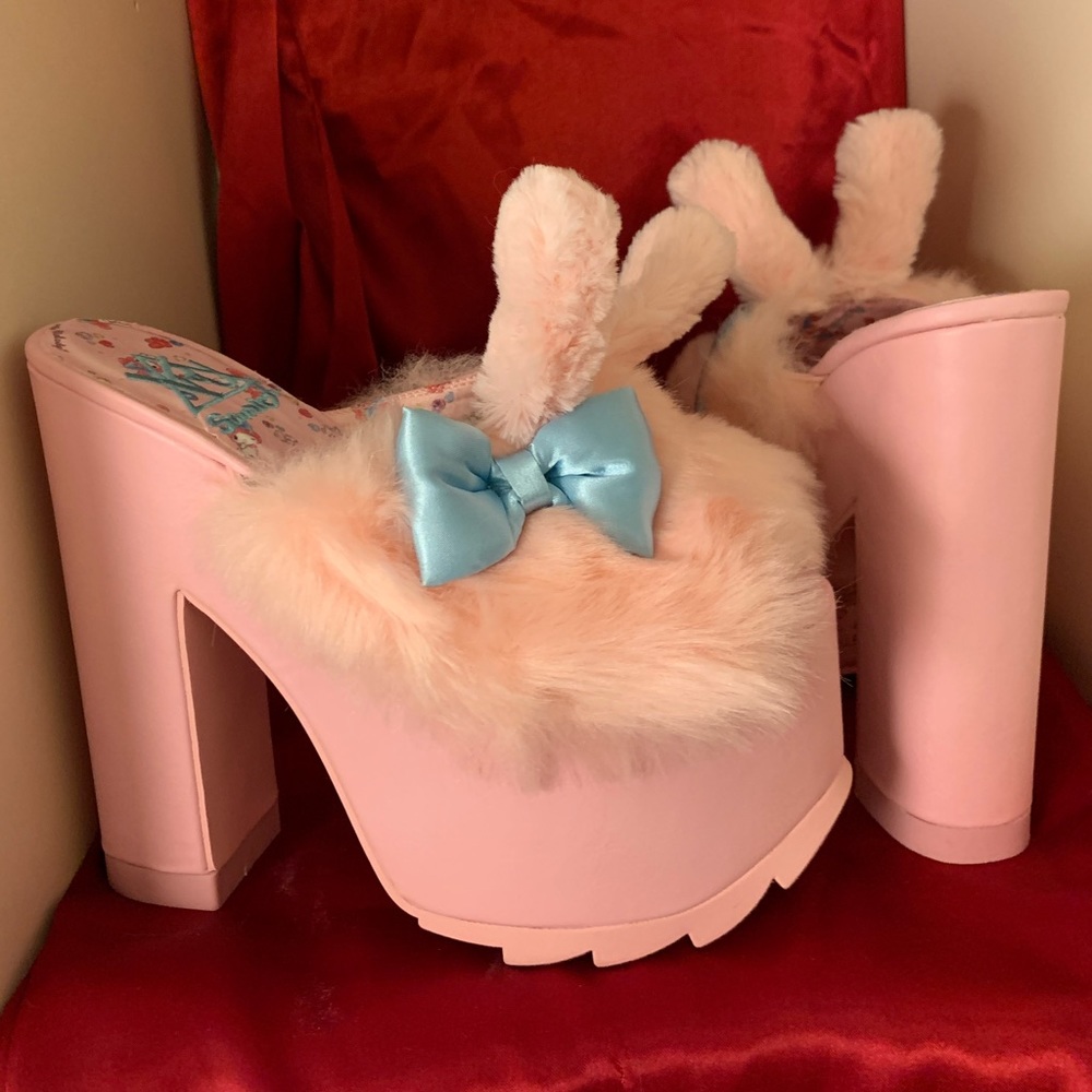 YRU rare bunny heels